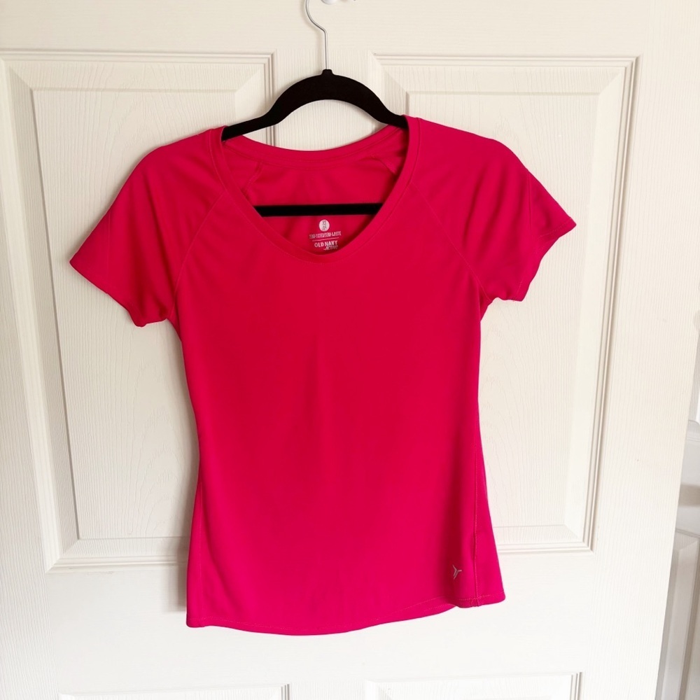 Old Navy Hot Pink Workout Shirt Size XS